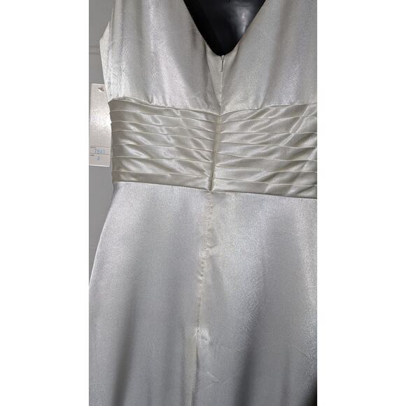 Scala Cream Satin Long Formal Evening Dress - Picture 4 of 8